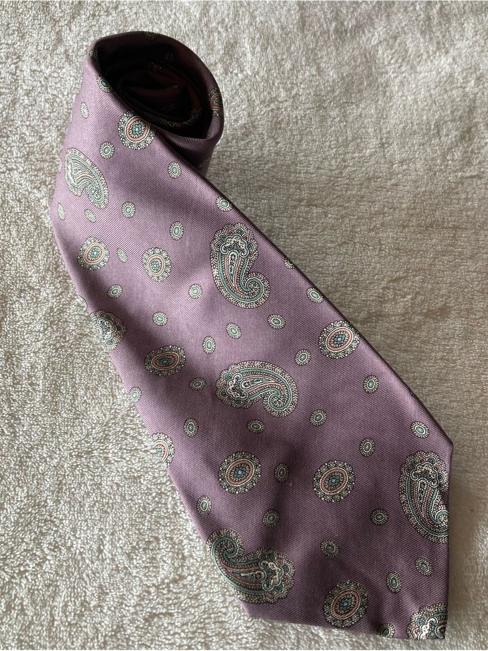 Vintage Polo Ralph Lauren 100% silk tie. Paisley & medallion pattern. Mauve/sage
